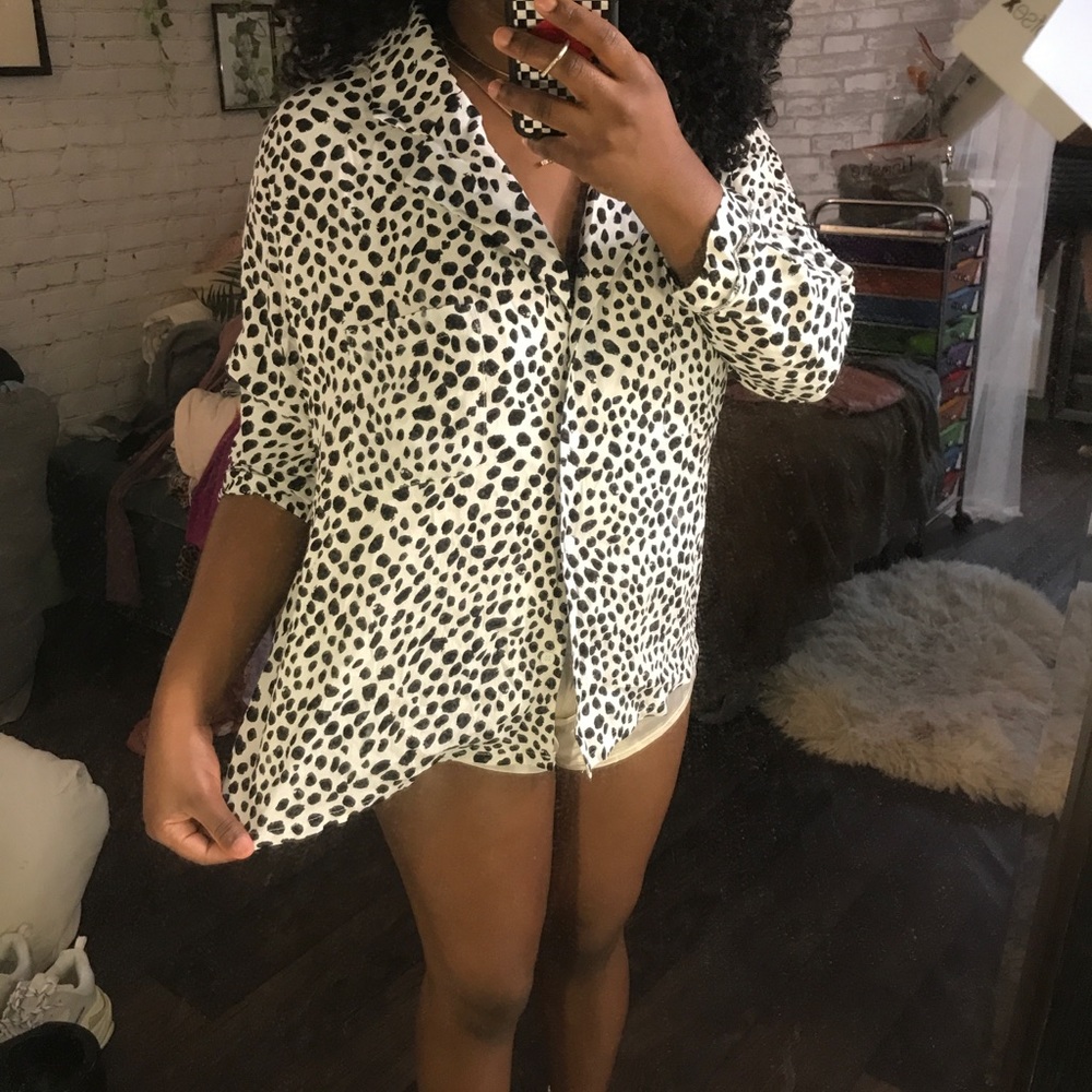 WHITE LEOPARD TOP - Picture 2 of 8